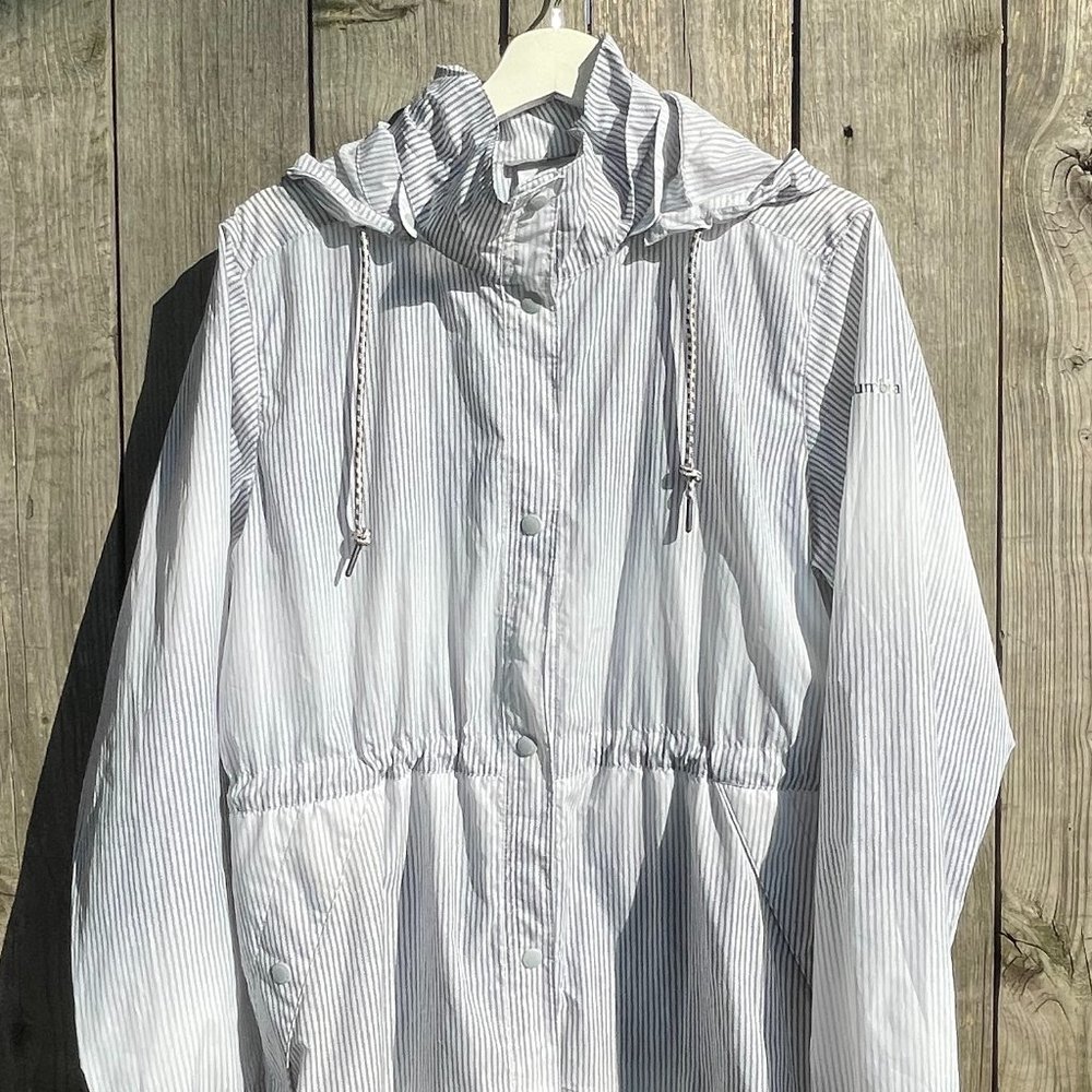 Women's Columbia Windbreaker